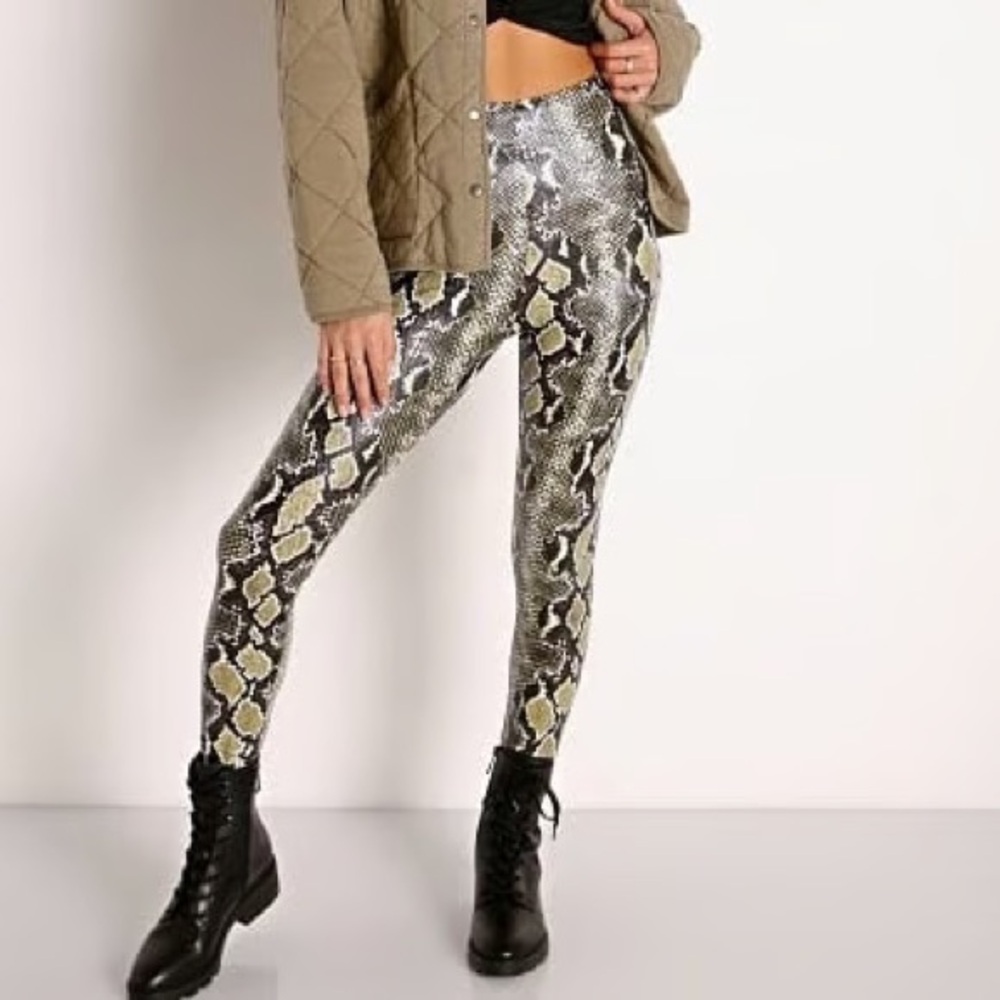 Commando Snakeskin Pattern Leggings - image 1